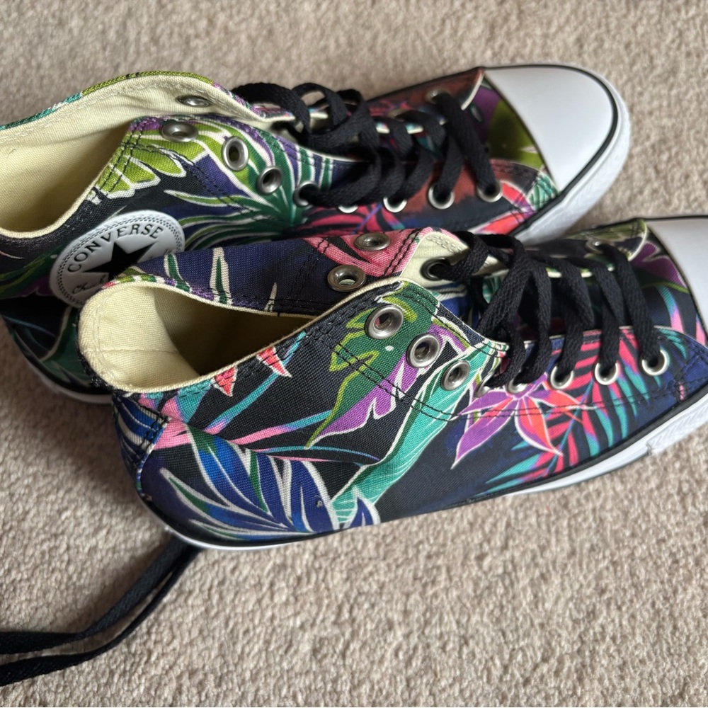 Tropical High-Top Converse Sneakers - Picture 2 of 6